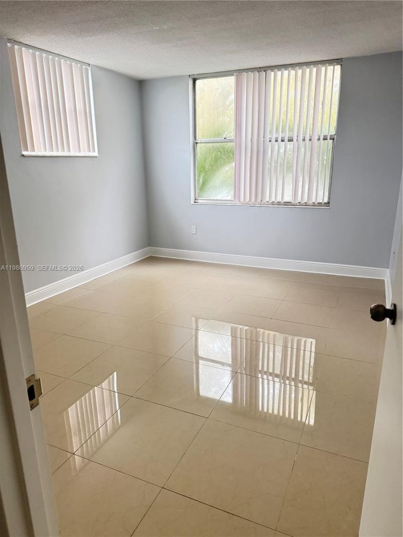 1800 Sans Souci Blvd, Unit 341, North Miami, FL 33181 Photo