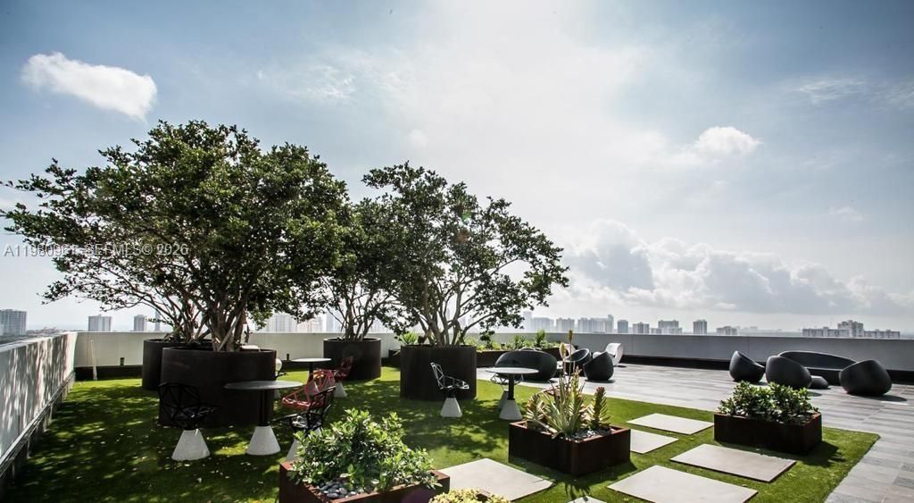 19790 W Dixie Hwy , Unit 610, Aventura, FL 33180 Photo