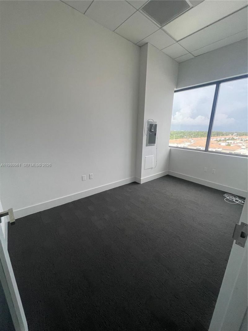 19790 W Dixie Hwy , Unit 610, Aventura, FL 33180 Photo