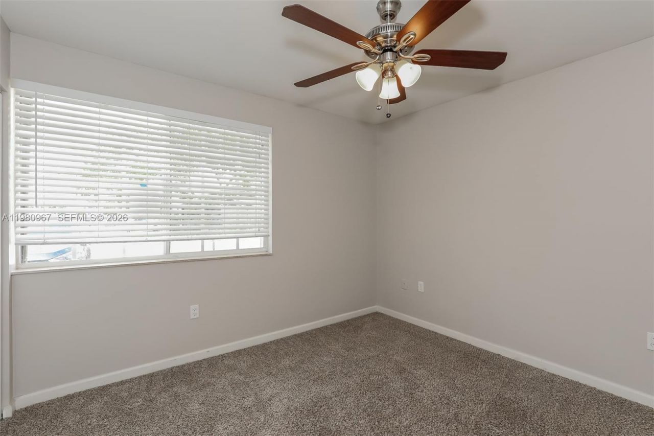 809 SW 8th Ave, Hallandale Beach, FL 33009 Photo