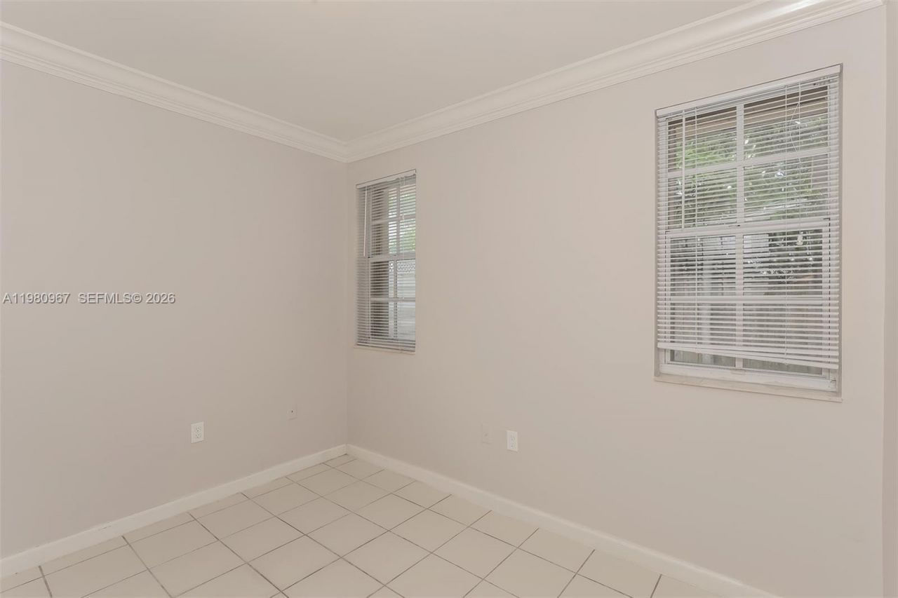 809 SW 8th Ave, Hallandale Beach, FL 33009 Photo