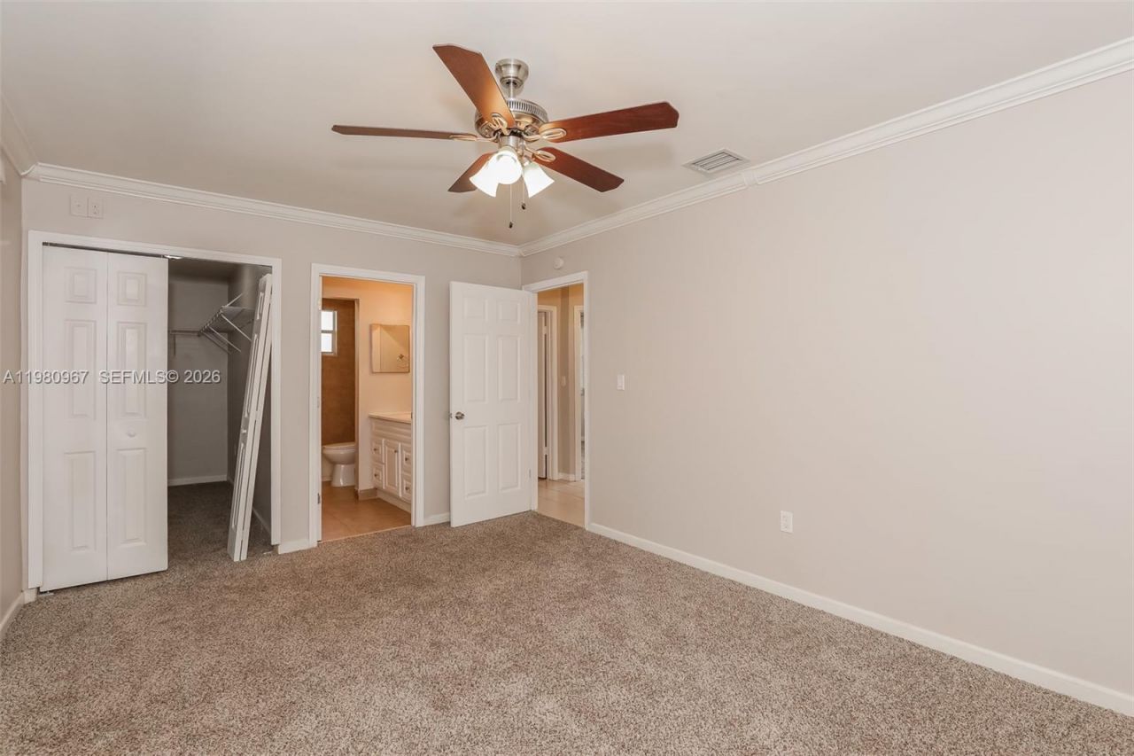 809 SW 8th Ave, Hallandale Beach, FL 33009 Photo