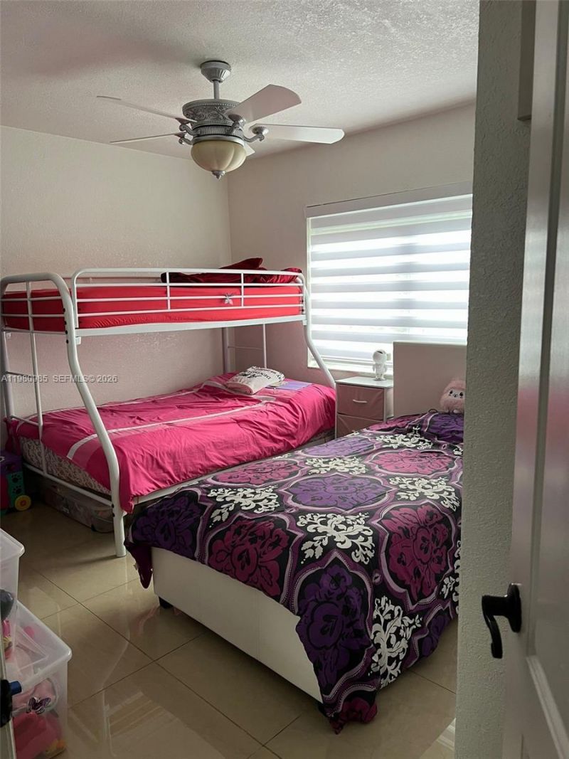 13715 Kendale Lakes Cir, Unit A-304, Miami, FL 33183 Photo