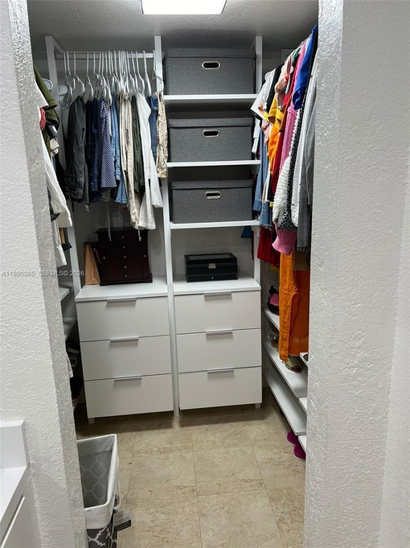 13715 Kendale Lakes Cir, Unit A-304, Miami, FL 33183 Photo