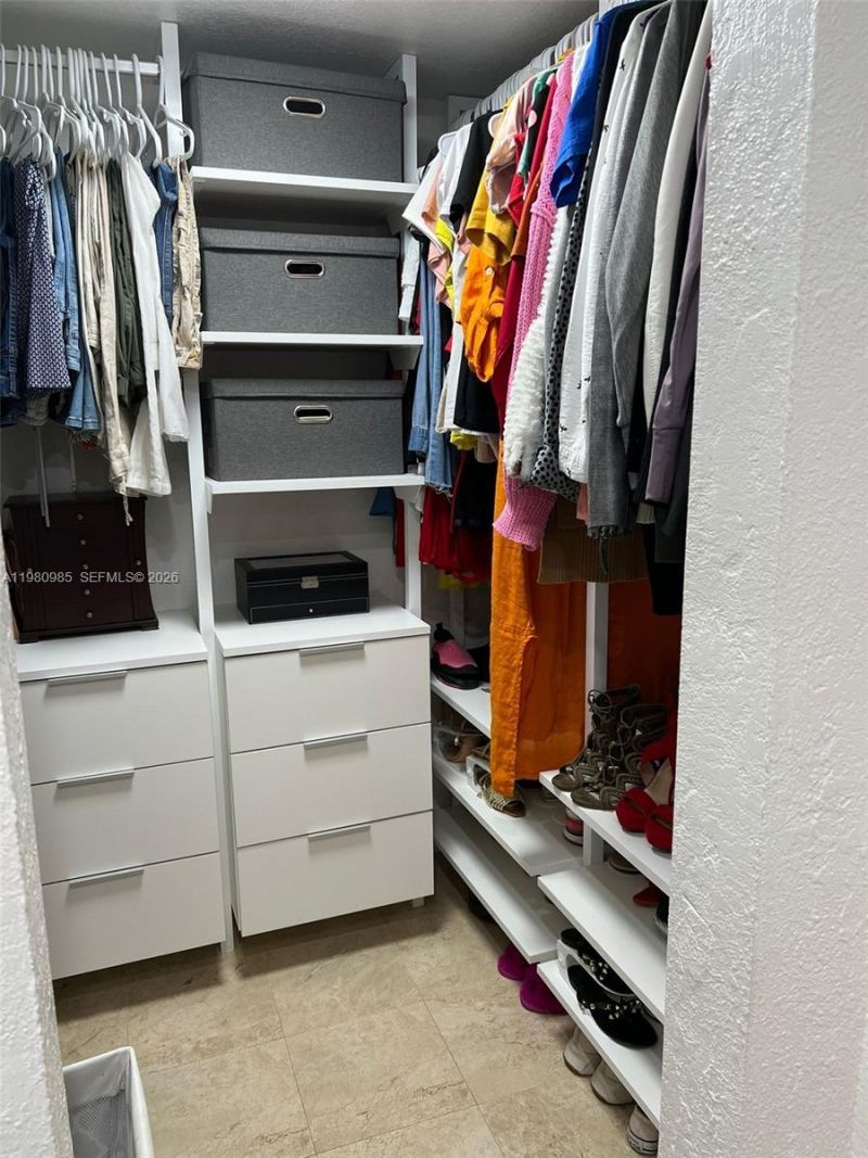 13715 Kendale Lakes Cir, Unit A-304, Miami, FL 33183 Photo