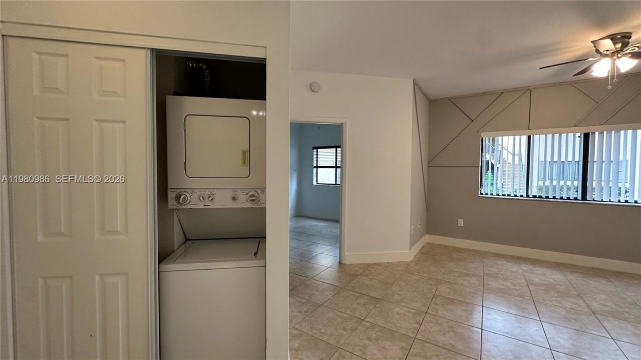 2445 SW 18th Ter , Unit 1102, Fort Lauderdale, FL 33315 Photo