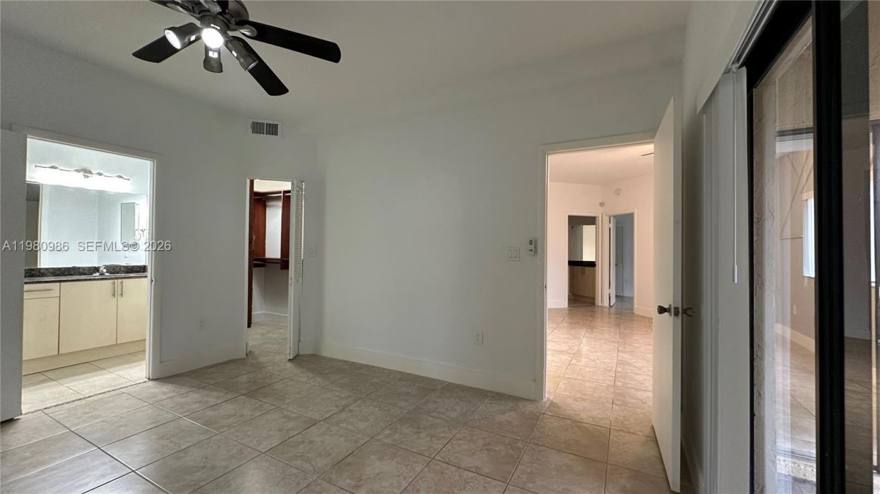 2445 SW 18th Ter , Unit 1102, Fort Lauderdale, FL 33315 Photo