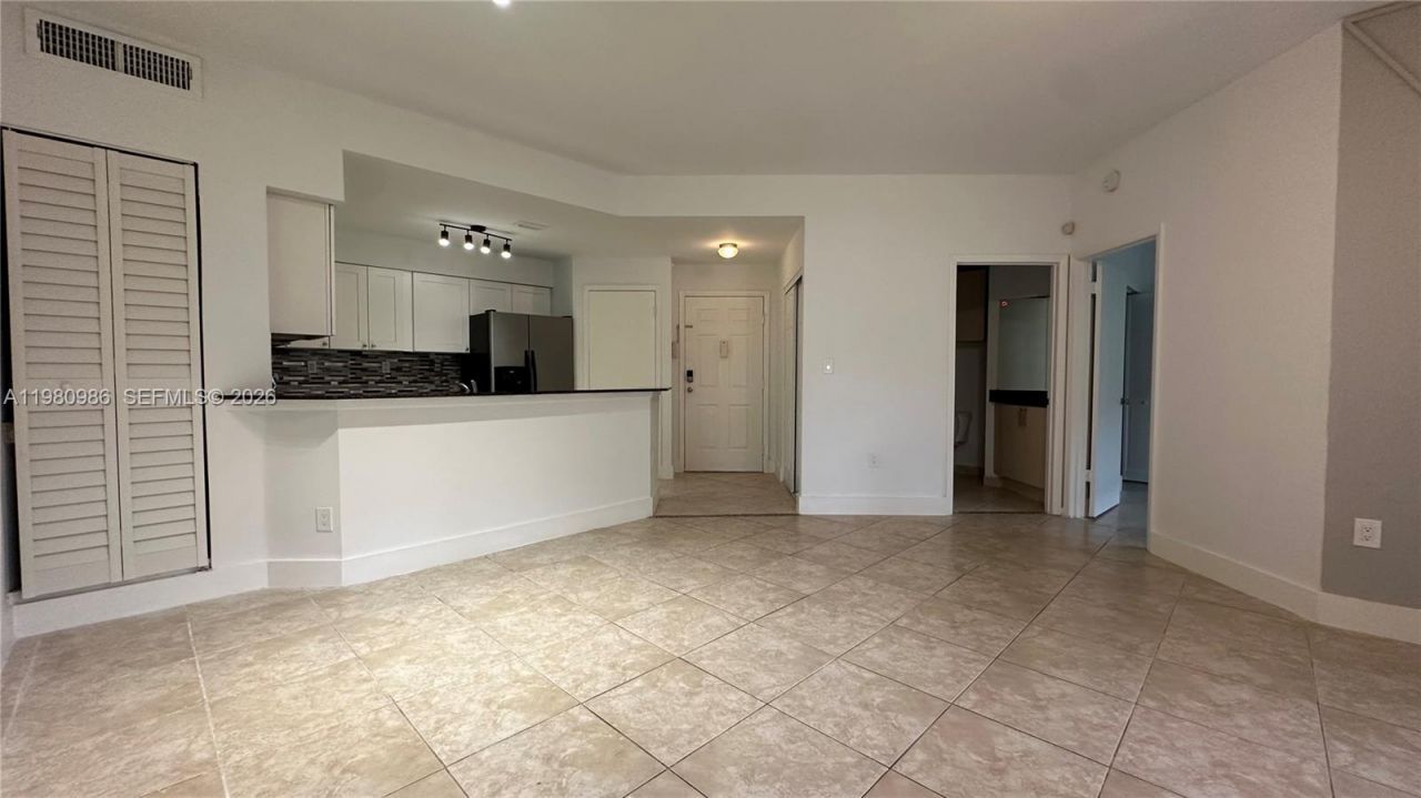 2445 SW 18th Ter , Unit 1102, Fort Lauderdale, FL 33315 Photo