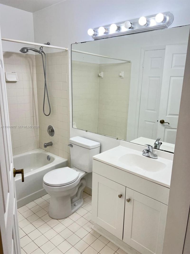 13922 SW 91st Ter, Unit 13922, Miami, FL 33186 Photo