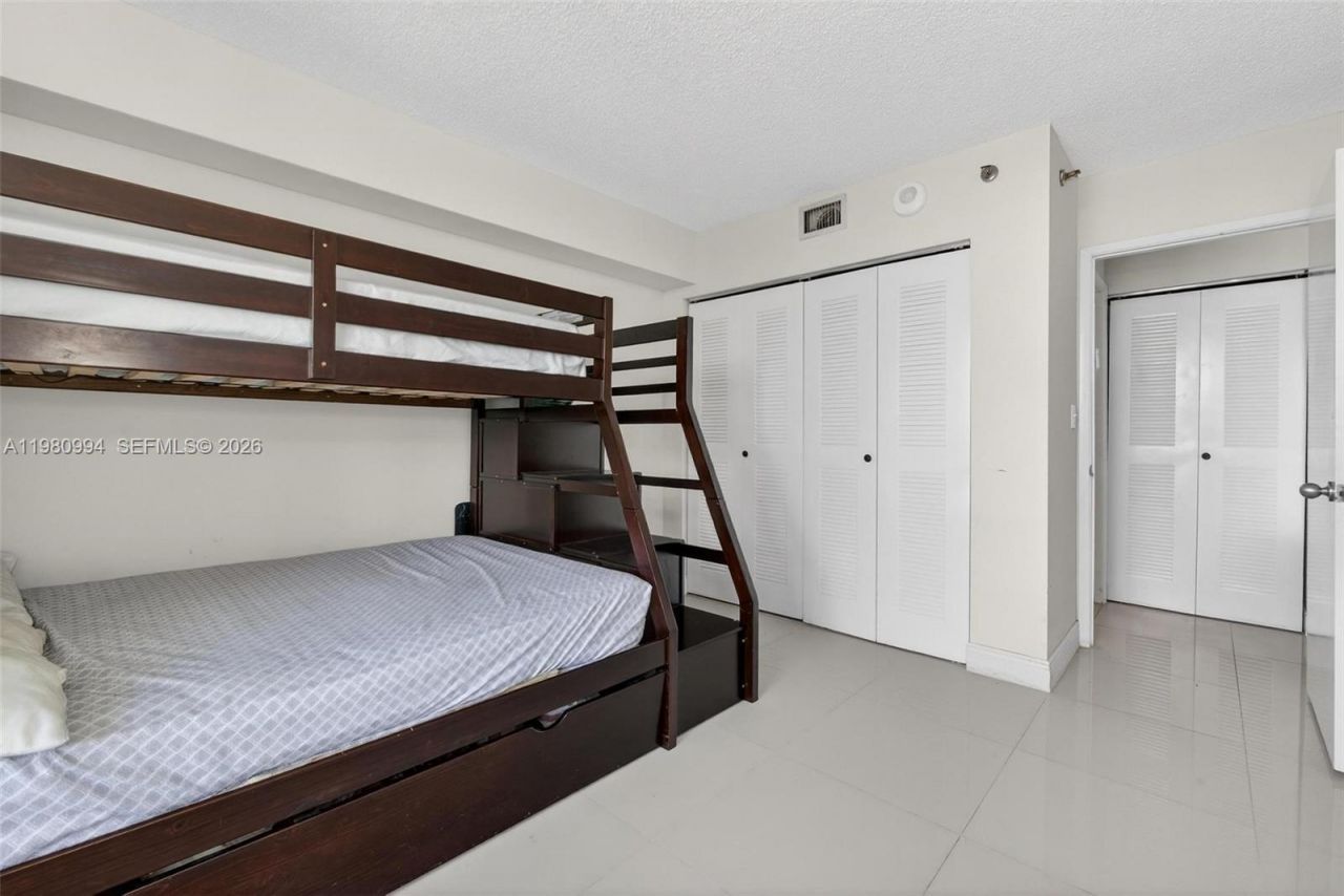 3300 NE 192nd St, Unit 1611, Aventura, FL 33180 Photo