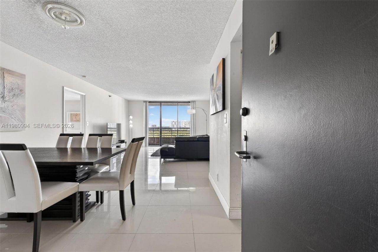3300 NE 192nd St, Unit 1611, Aventura, FL 33180 Photo
