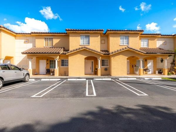 Unit 3, Hialeah, FL 33018