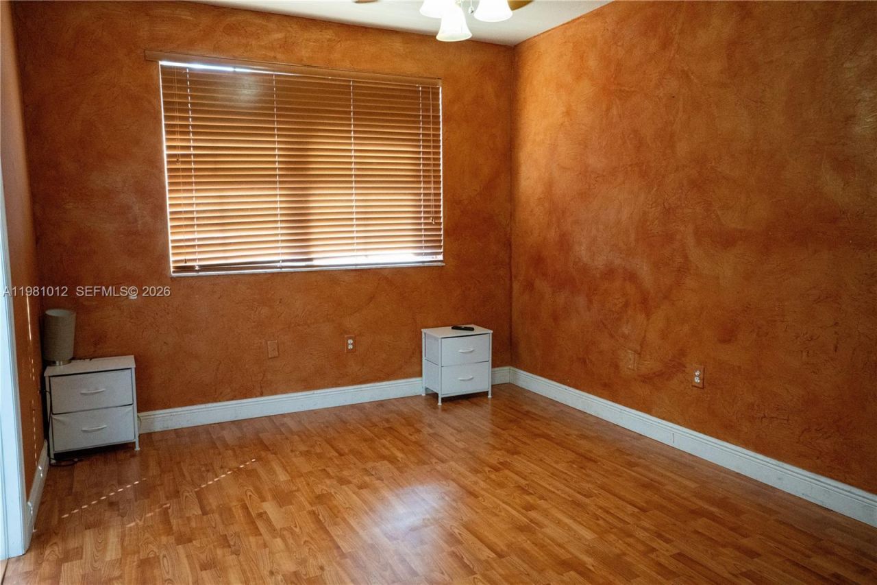 8520 NW 139 Ter, Unit 1607, Miami, FL 33150 Photo