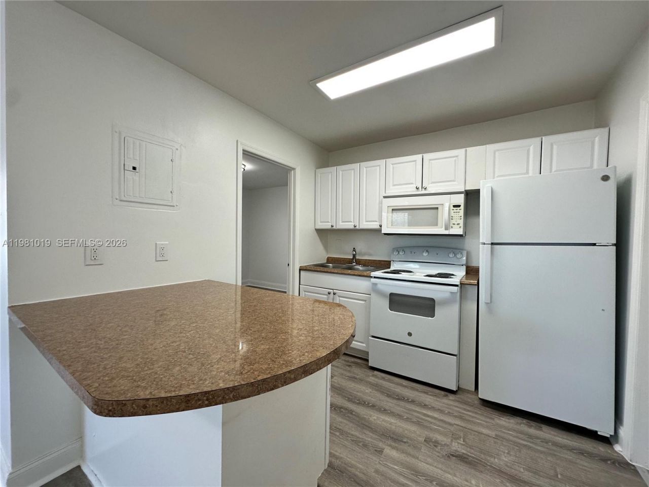 1411 N Dixie Hwy, Unit 4, Fort Lauderdale, FL 33304 Photo