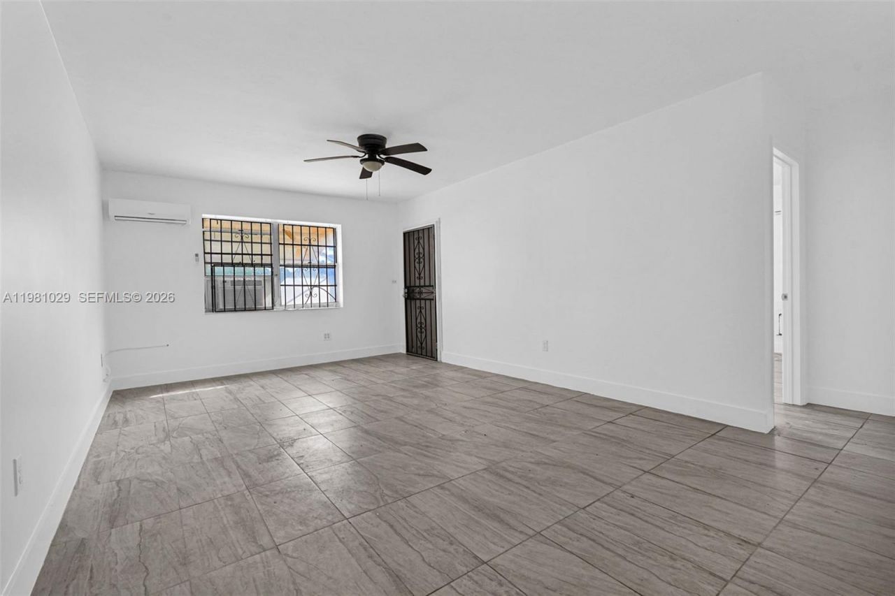 14600 NE 14th Ave , Unit 1, Miami, FL 33161 Photo