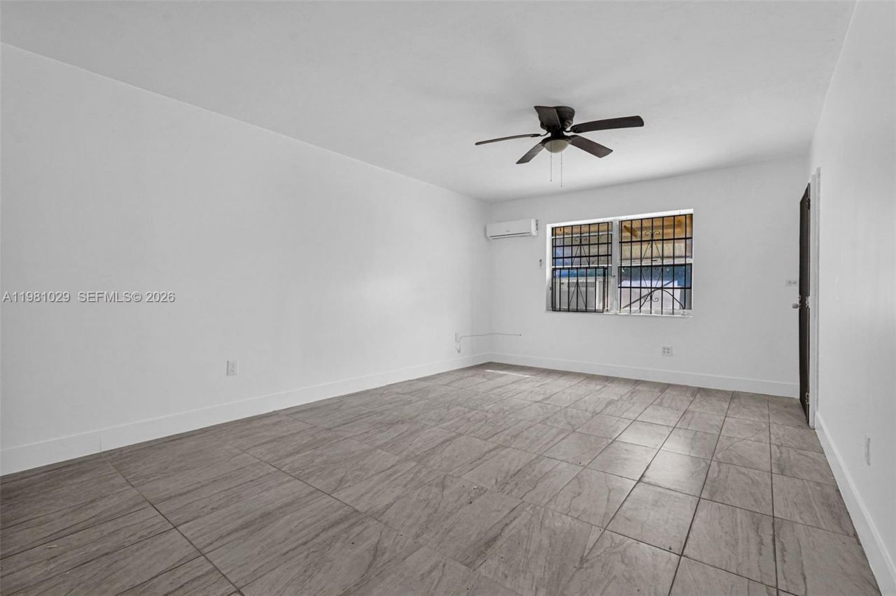 14600 NE 14th Ave , Unit 1, Miami, FL 33161 Photo