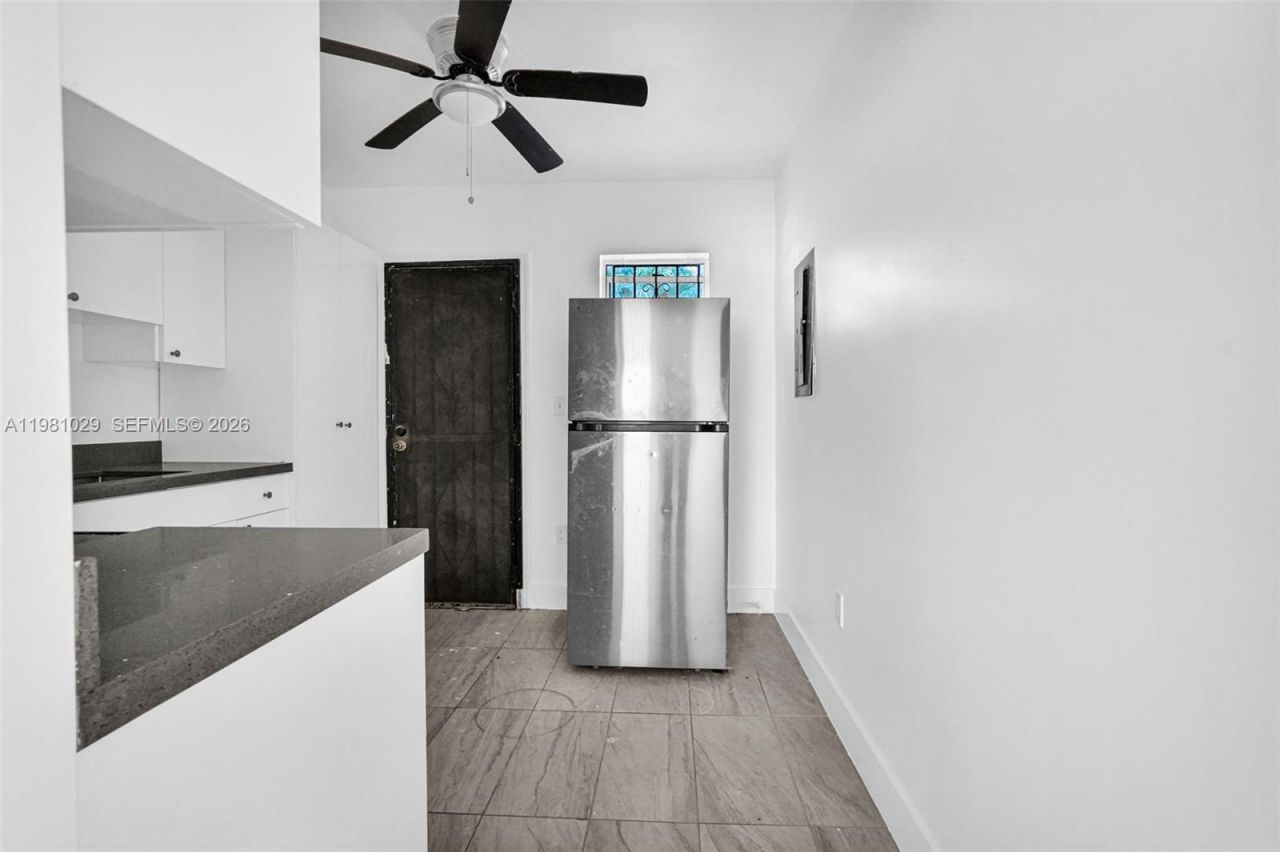 14600 NE 14th Ave , Unit 1, Miami, FL 33161 Photo