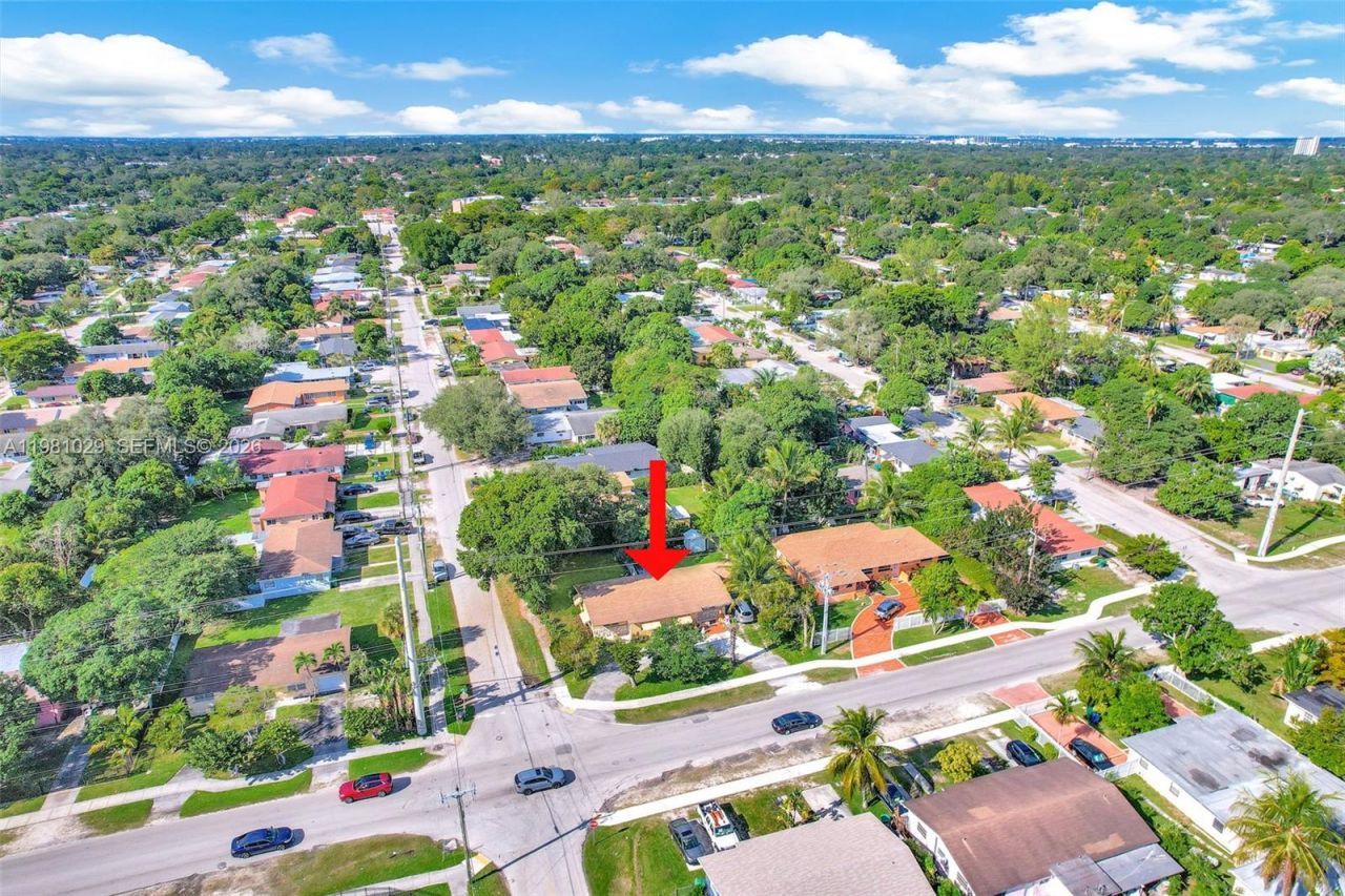 14600 NE 14th Ave , Unit 1, Miami, FL 33161 Photo