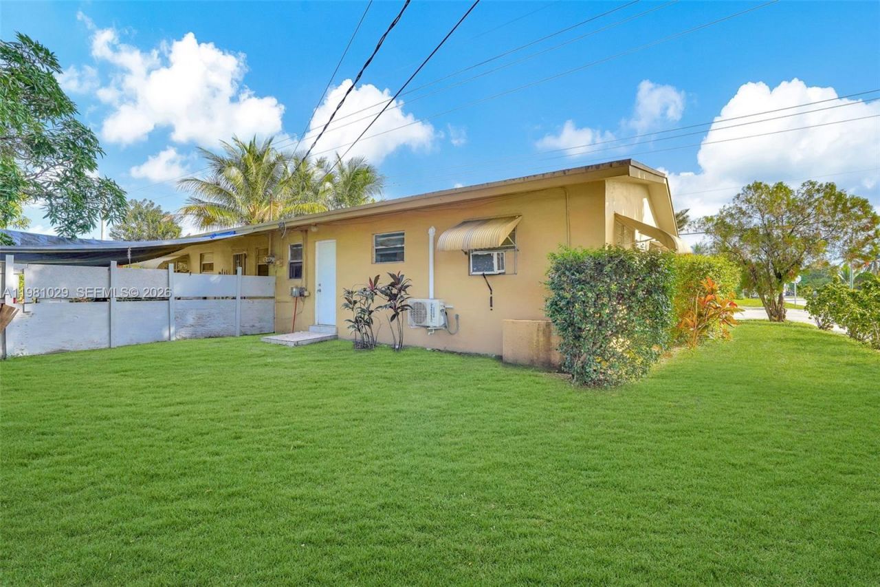 14600 NE 14th Ave , Unit 1, Miami, FL 33161 Photo