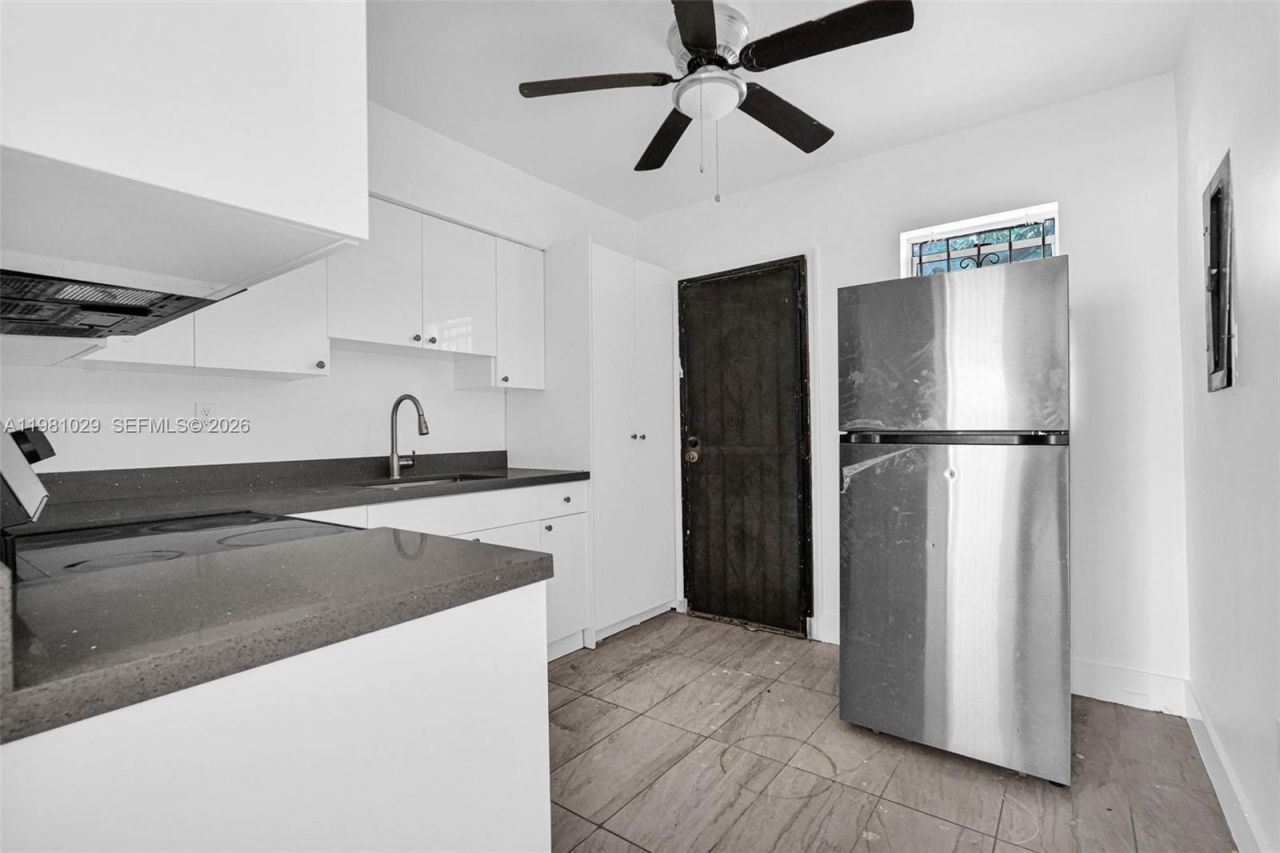 14600 NE 14th Ave , Unit 1, Miami, FL 33161 Photo