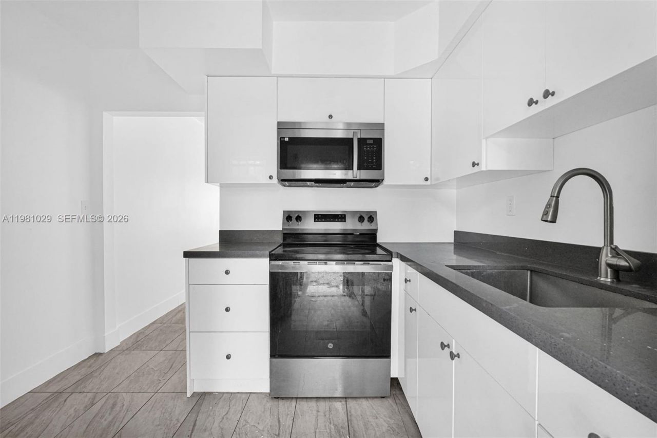 14600 NE 14th Ave , Unit 1, Miami, FL 33161 Photo