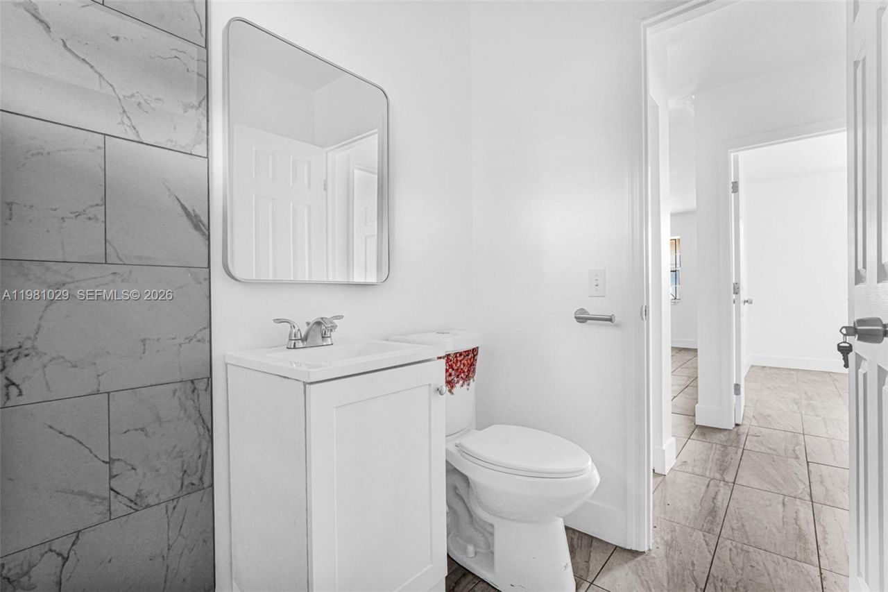 14600 NE 14th Ave , Unit 1, Miami, FL 33161 Photo