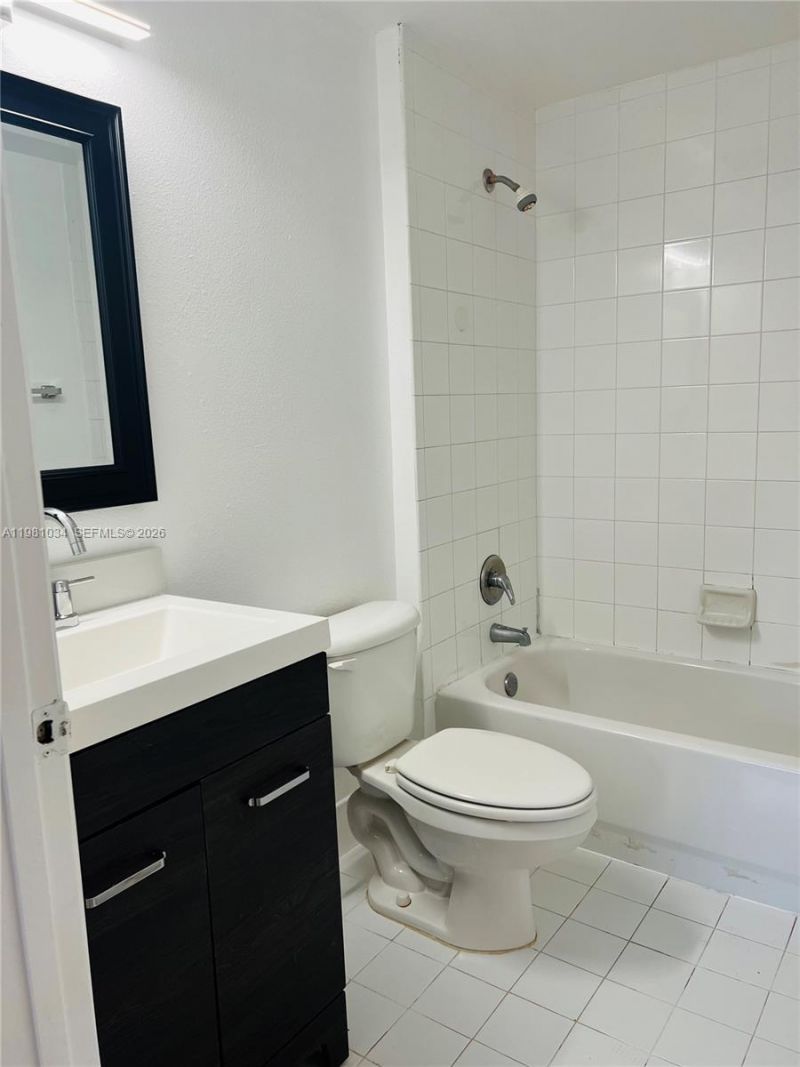 3221 Sabal Palm Mnr , Unit 103, Davie, FL 33024 Photo