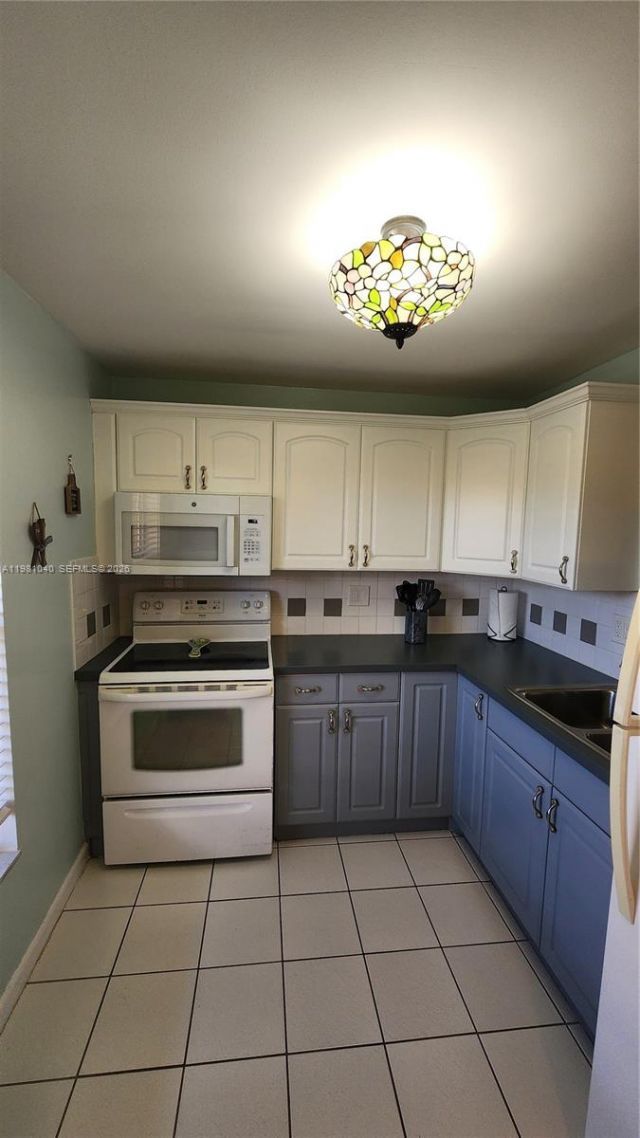 5750 NW 64th Ave, Unit 208, Tamarac, FL 33319 Photo