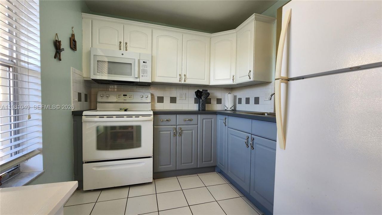 5750 NW 64th Ave, Unit 208, Tamarac, FL 33319 Photo