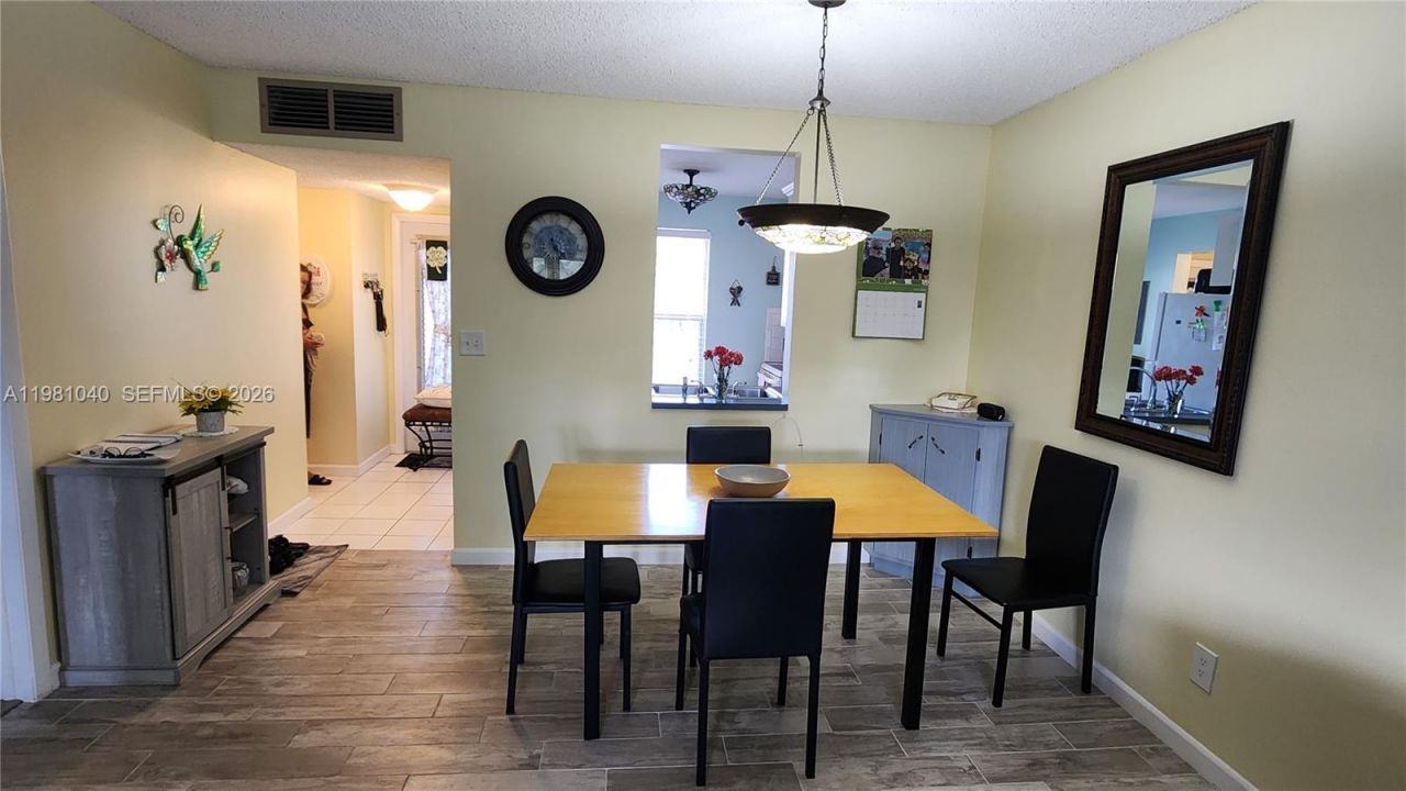 5750 NW 64th Ave, Unit 208, Tamarac, FL 33319 Photo