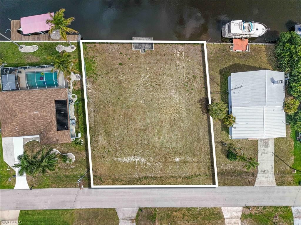 1025 SE 20th Ave, Cape Coral, FL 33990 Photo