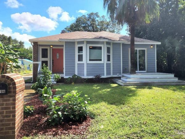 206 Berry Rd, Pensacola, FL 32507