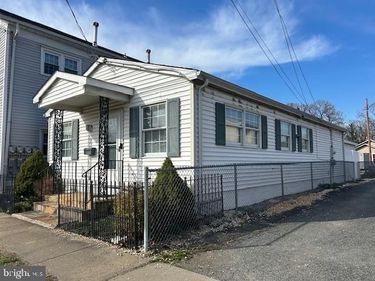 303 4TH AVENUE, QUANTICO, VA 22134