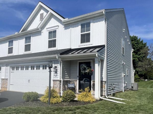 11 SHILLINGTON LANE, CARLISLE, PA 17013