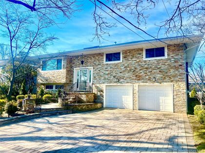 1026 Dartmouth Lane Woodmere, NY 11598