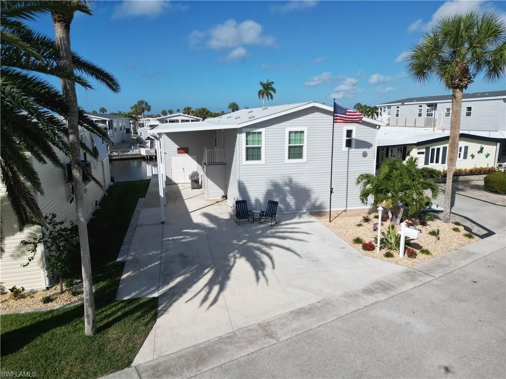 17820 Peppard Dr, Fort Myers Beach, FL 33931 Photo