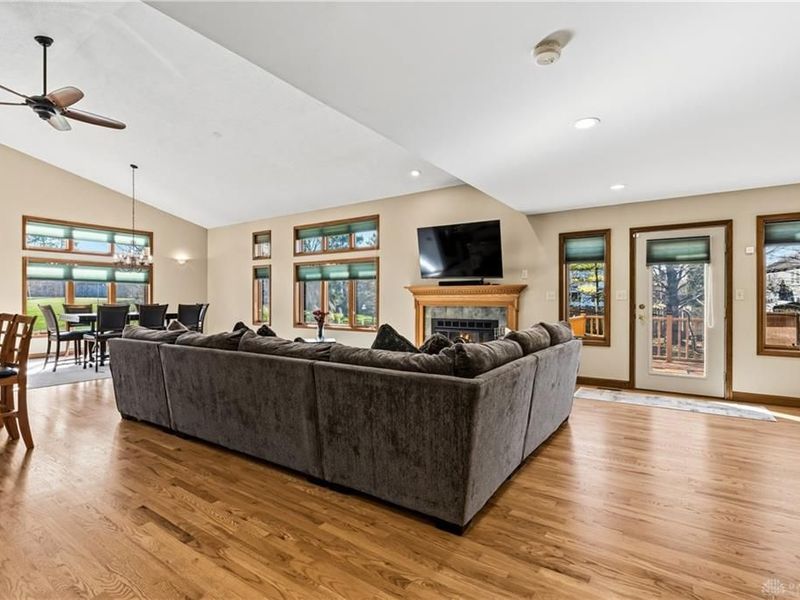 402 Wilson Park Drive, Miamisburg, OH 45342 Photo 14