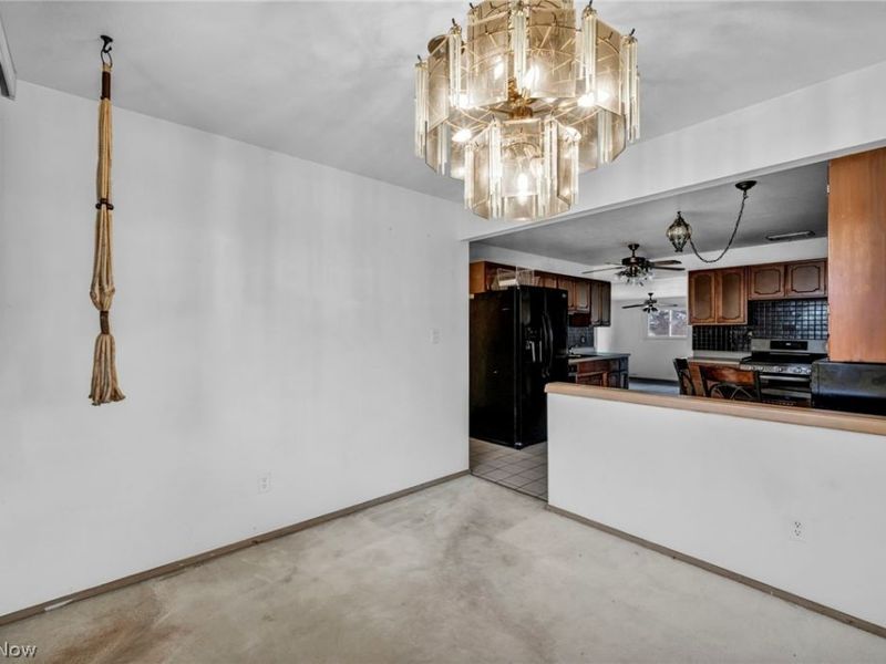 24419 Ronan Road, Bedford Heights, OH 44146 Photo 19