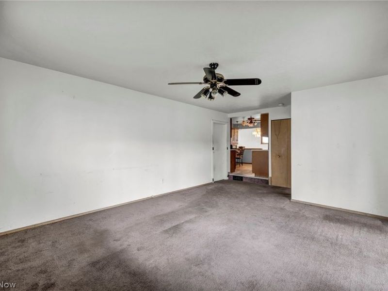 24419 Ronan Road, Bedford Heights, OH 44146 Photo 22