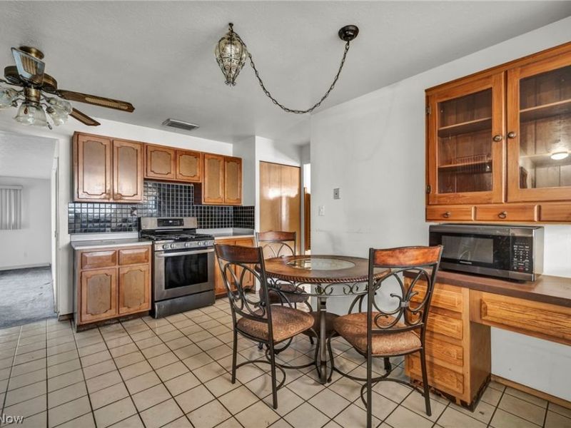 24419 Ronan Road, Bedford Heights, OH 44146 Photo 7