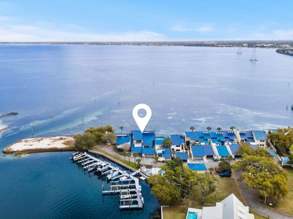 425 Bay Shore Drive, Unit 11, Panama City Beach, FL 32407