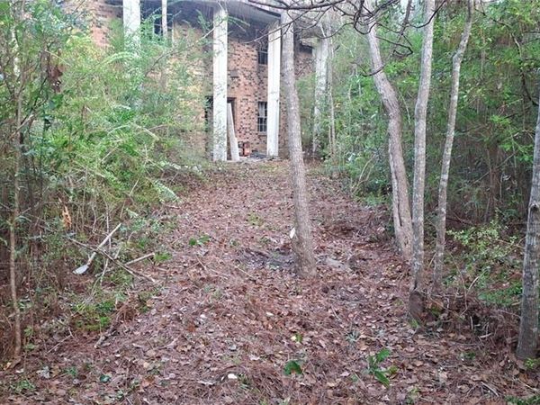 60355 CYPRESS Drive, Lacombe, LA 70445