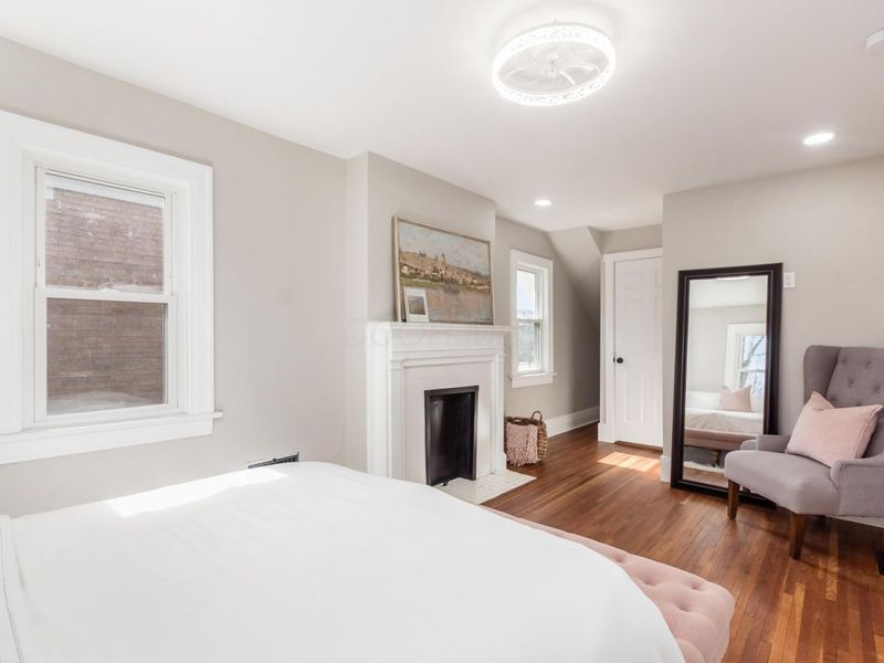 214 Parkwood Avenue, Columbus, OH 43203 Photo 16