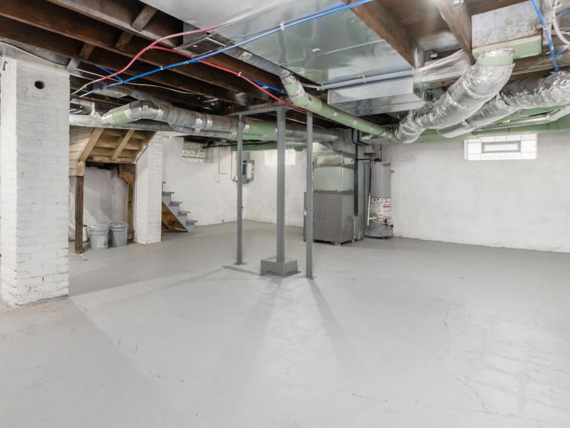 214 Parkwood Avenue, Columbus, OH 43203 Photo 25