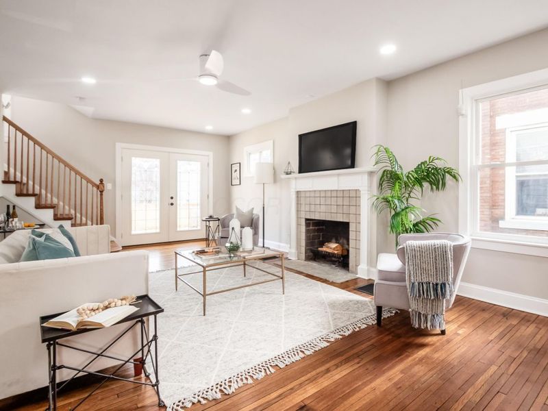 214 Parkwood Avenue, Columbus, OH 43203 Photo 3