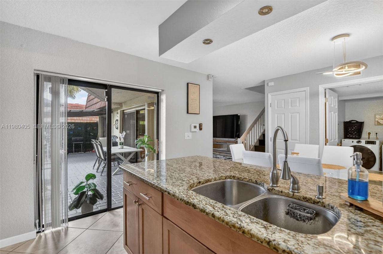 8181 Boca Rio Dr , Unit 8181, Boca Raton, FL 33433 Photo