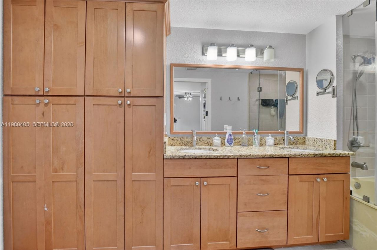 8181 Boca Rio Dr , Unit 8181, Boca Raton, FL 33433 Photo