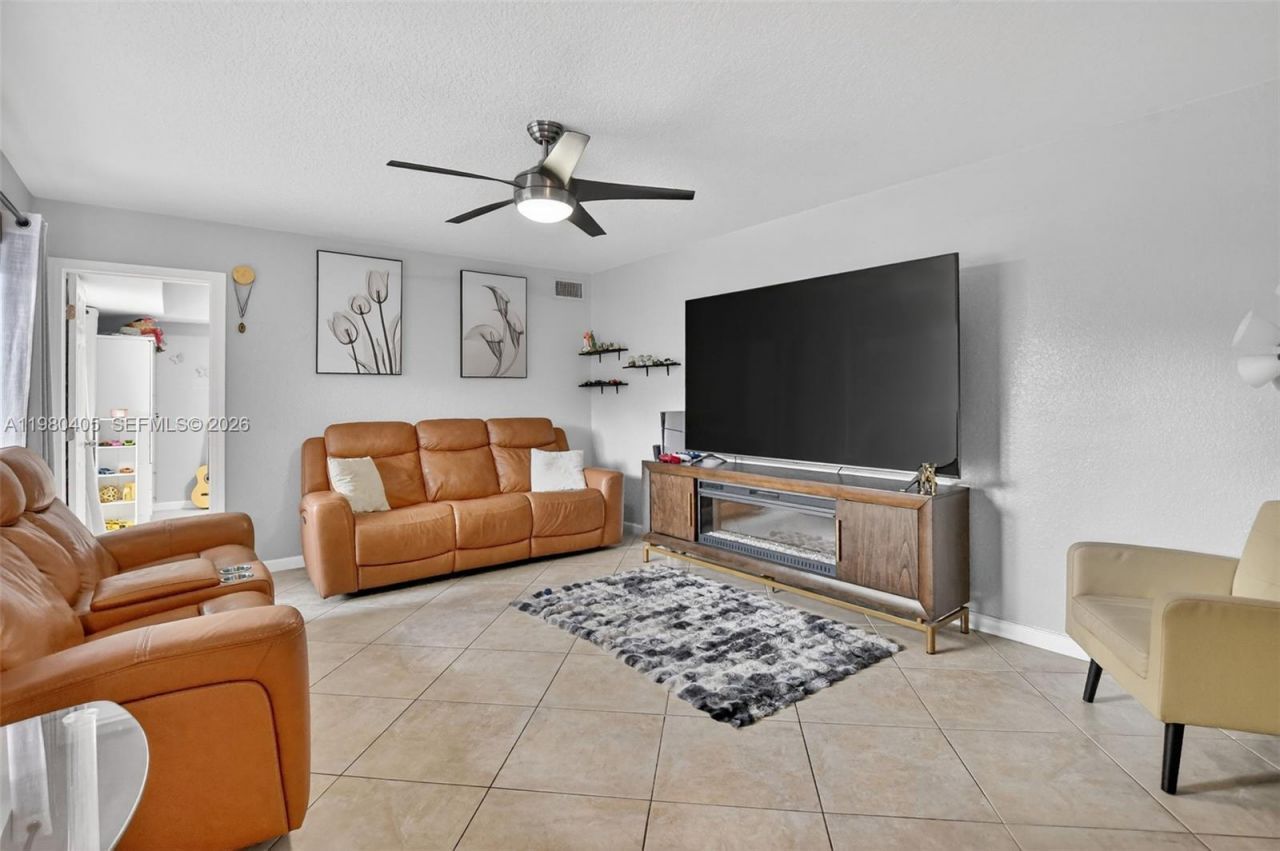8181 Boca Rio Dr , Unit 8181, Boca Raton, FL 33433 Photo