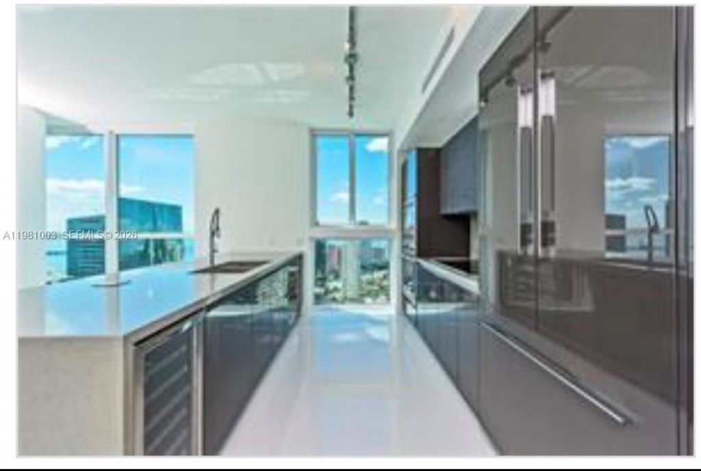 1080 Brickell Ave, Unit 4106, Miami, FL 33131 Photo