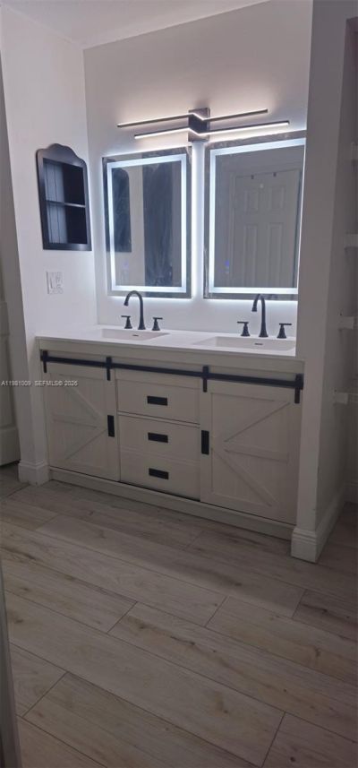 651 NE Wax Myrtle Way , Jensen Beach, FL 34957 Photo